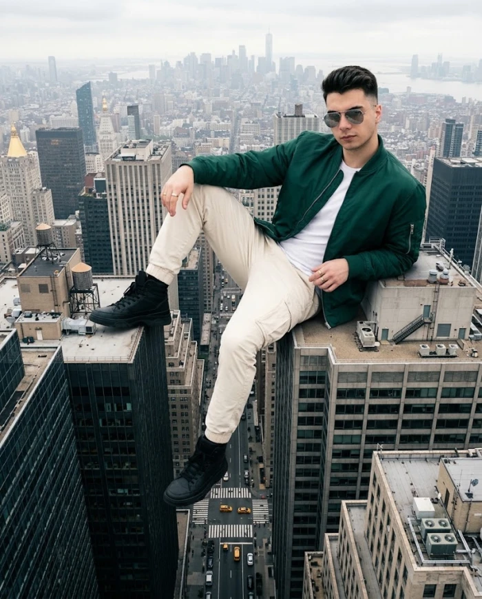 Colossal New York Portrait sample