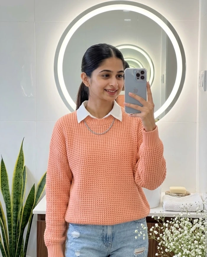 Peach Knit Morning Mirror Look sample