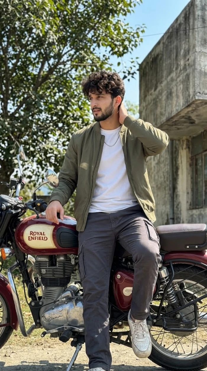 Royal Enfield Classic 350 Portrait sample